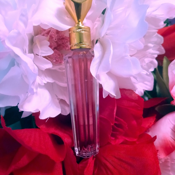 Women's lip gloss - Picture 4 of 6